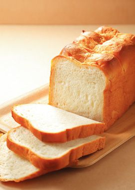 Pane in cassetta affettato